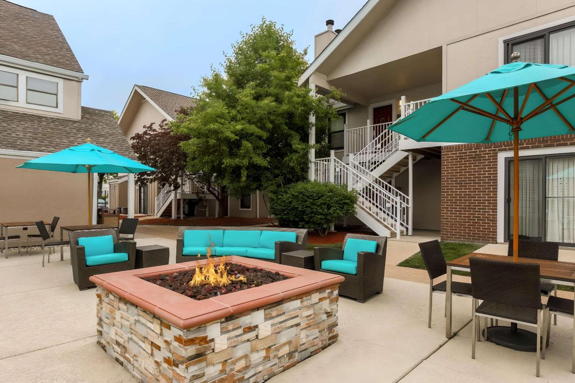 Mainstay Suites St Louis - Galleria Richmond Heights Exterior foto
